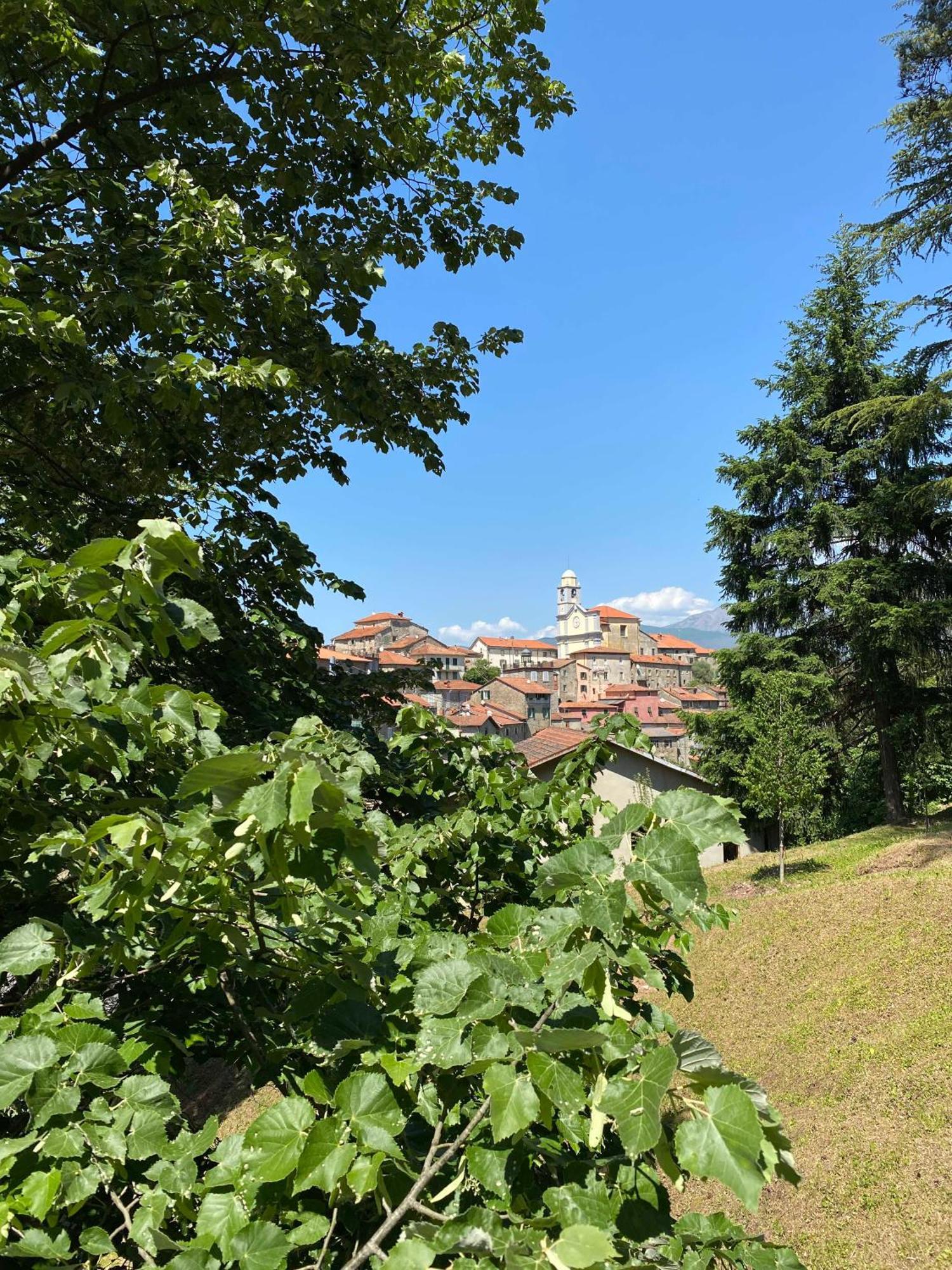La Finestra Di Dante Apartment Mulazzo Exterior photo